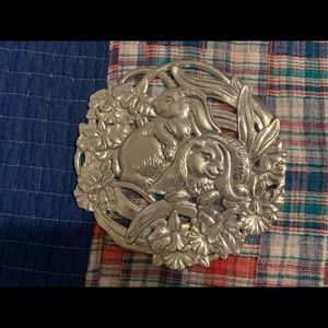 Arthur Court Bunny trivet